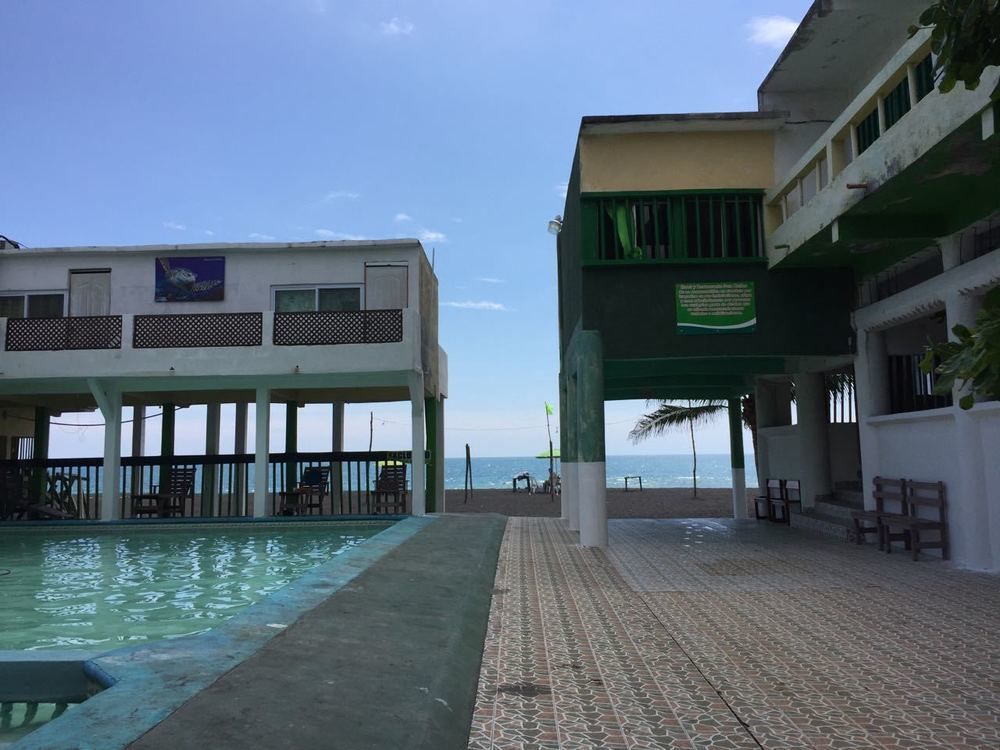Tortugas Place Hotel Y Bungalos Monterrico Zewnętrze zdjęcie