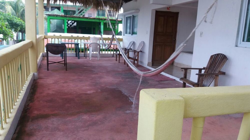 Tortugas Place Hotel Y Bungalos Monterrico Zewnętrze zdjęcie